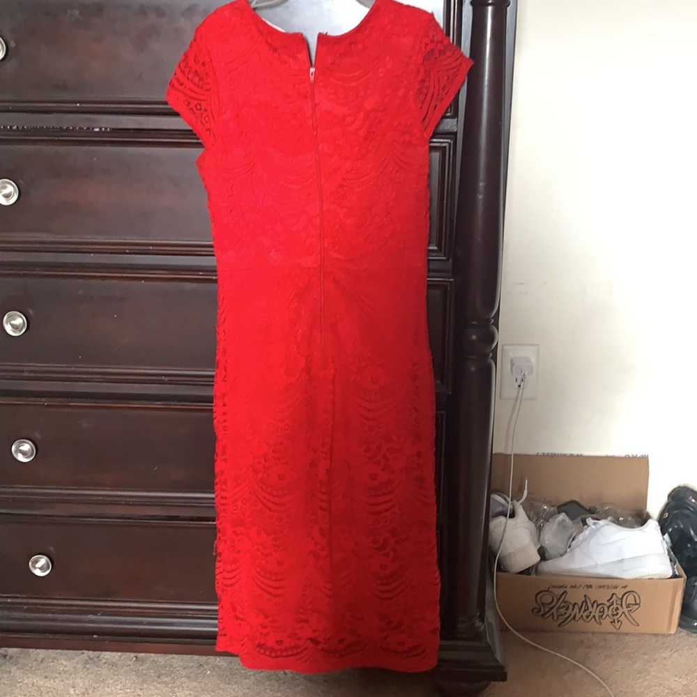 Dress - Picture 2 of 3